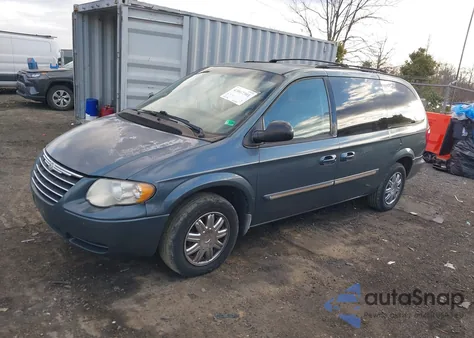 2007 Chrysler Town & Country Touring z USA, uszkodzony, nr VIN 2A4GP54L57R319514